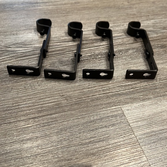 Set of 4-Single Curtain Rod Extendable Brackets Bronze-Like New - Picture 3 of 16